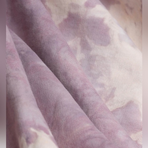 3/$10 NWOT 𝗖𝗛𝗡𝗚𝗘 long sleeve crop top - Picture 14 of 16